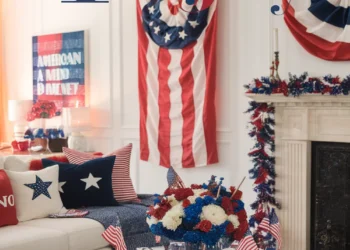 Image for: How to Decorate for 4th of July With Patriotic Home Decor Ideas